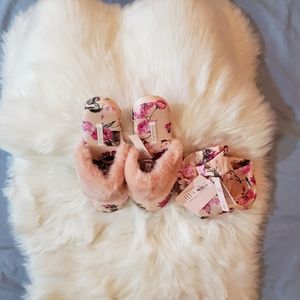 Pink Victoria secret slippers